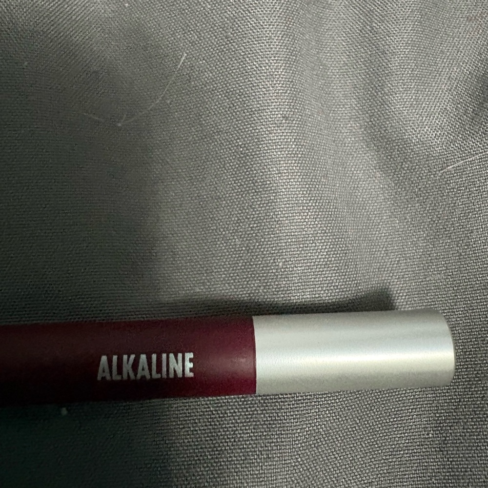 Urban Decay 24/7 Glide-On Eye Pencil in Deep Maroon - Picture 2 of 3